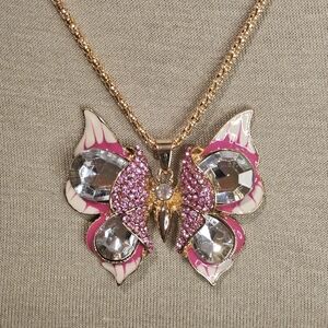NWT PINK BUTTERFLY NECKLACE
